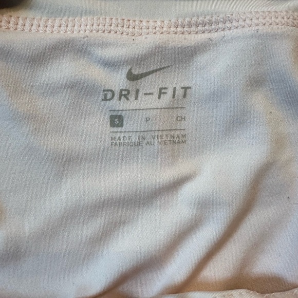 Women’s Nike dri-FIT brief lined shorts, light blush pink, size small - Picture 3 of 3